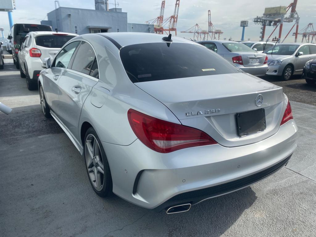 2014 Mercedes Benz CLA250